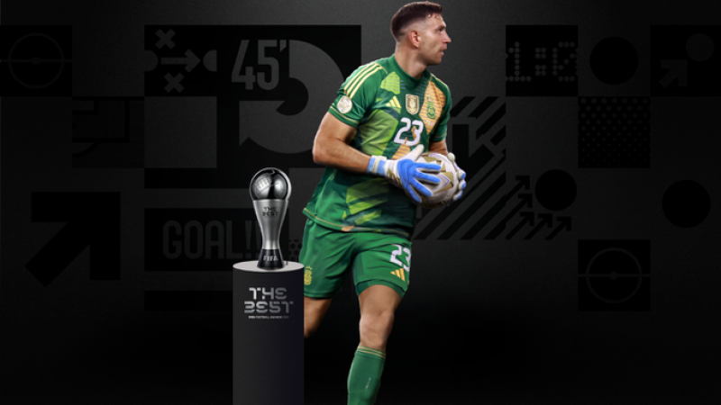 "Dibu" Martínez y Garnacho ganaron el "The Best"; Vinicius obtuvo el de mejor jugador